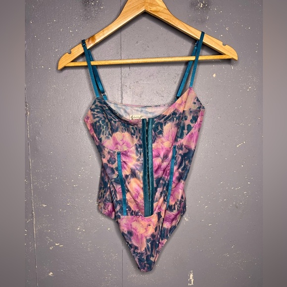 Free People - Printed Night Rhythm Body Suit (M) - Picture 5 of 7